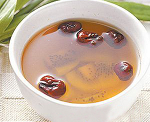 冬日暖飲，護(hù)肝有道 獼猴桃紅棗茶的養(yǎng)生智慧